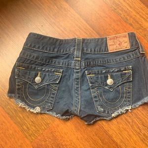 True Religion Joey cut off size 27